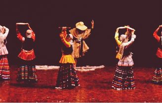 Seven in Love "opens in Niavaran
